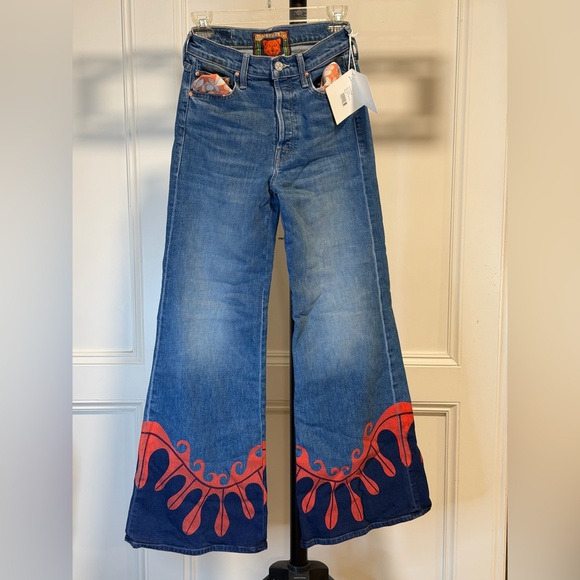 La DoubleJ X Mother Denim - BRAND NEW!!  Never worn!!  The Tomcat Roller Jeans Size 26